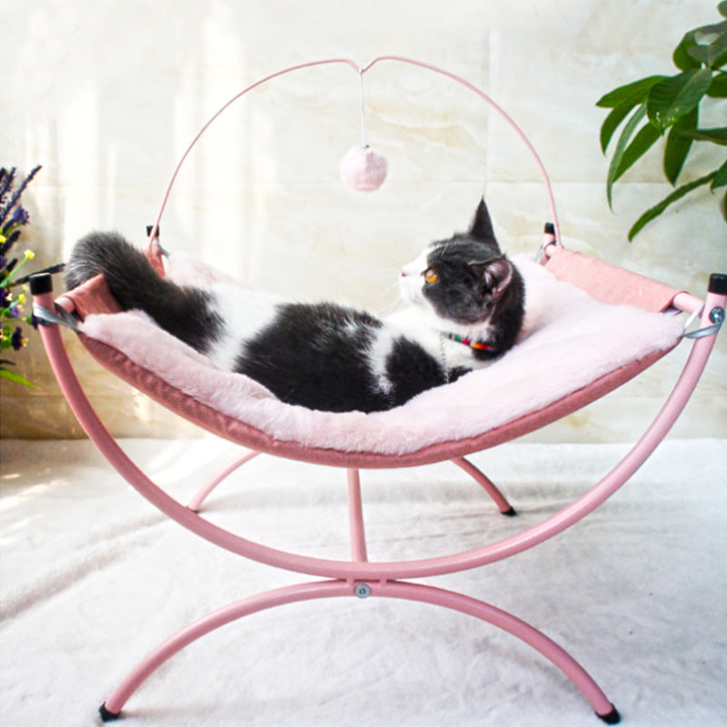 Recliner cat bed from paetown store